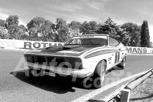 77190 - Allan Moffat Falcon - Sandown - 20th February 1977 - Photographer Peter D'Abbs