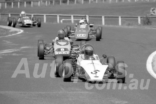 77220 - Peter Krefel, Royal RP21 & Doug Fernie, Wren - Formula Ford - Sandown - 20th February 1977 - Photographer Peter D'Abbs