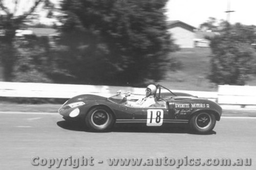 69459 - W.  Marchiori Elva MKVII BMW -  Sandown 1969