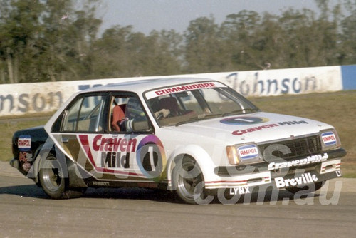 80121 - Bob Morris, Holden VC Commodore - Oran Park 1980 - Photographer Lance J Ruting