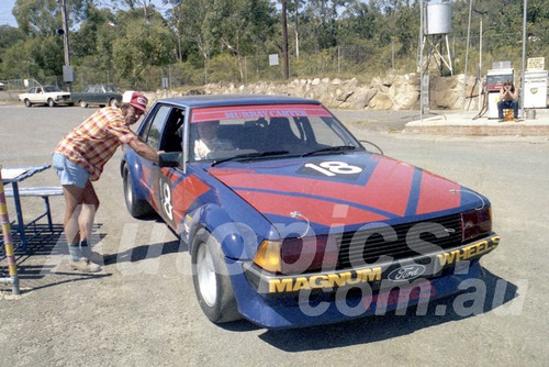 80131 - Murray Carter, Falcon - Amaroo Park 1980 - Photographer Lance J Ruting