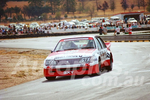 84111 - Peter Brock, Commodore VH - Symmons Plains, 11th March 1984 - Photographer Keith Midgley