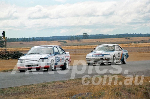 87130 - Peter Brock, VK Commodore & George Fury, Nissan Skyline -  Symmons Plains, 8th March 1987 - Photographer Keith Midgley