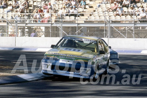 88154 -  Garry Willmington VL Commodore, Adelaide, 5th November 1988 - Photographer Darren House