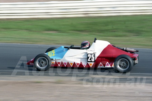 92094 - Gerard Manion,Swify FB89 - Formula Ford - Lakeside 3rd May 1992 - Photographer Marshall Cass