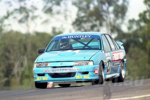 92113 - Terry Finnigan, Commodore VN - Lakeside 3rd May 1992 - Photographer Marshall Cass