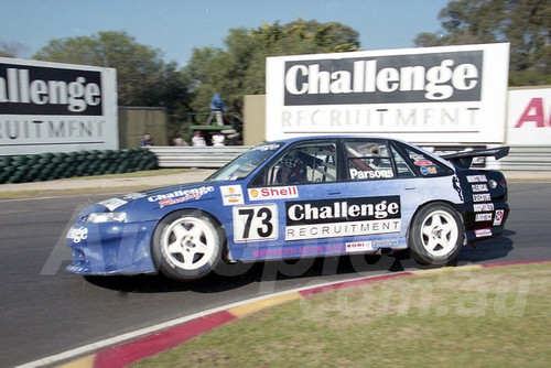 99070 - David Parsons, Holden Commodore VS - Sandown 27th June 1999 - Photographer Marshall Cass