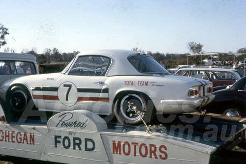 65805 - Leo Geoghegan Lotus Elan  - Warwick Farm 14th February 1965  - Photographer Derek Hinde