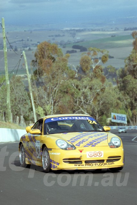 202820 - Paul Blackie - Porsche 996 GT3 - Bathurst 13th October 2002 - Photographer Marshall Cass