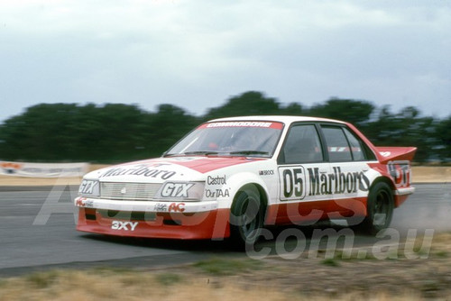 84595 - Peter Brock, VH Commodore - 1984 ATCC - Symmons Plains