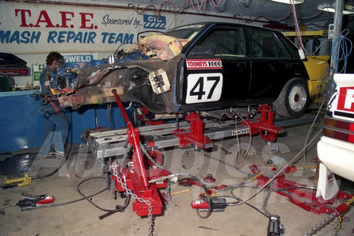 88851 - ALF GRANT / CRAIG KINMONTH, Commodore VK - Bathurst 1000, 1988 - Photographer Lance J Ruting