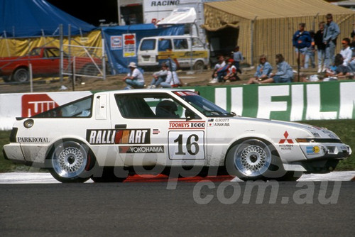 88882 - GARY SCOTT / AKIHIKO NAKAYA, MITSUBISHI STARION - Bathurst 1000, 1988 - Photographer Lance J Ruting