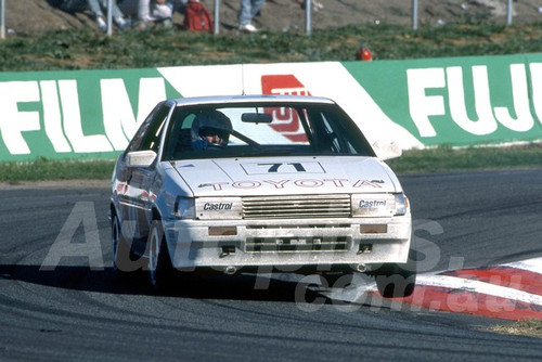 88910 - JOHN FAULKNER / DREW PRICE, TOYOTA COROLLA - Bathurst 1000, 1988 - Photographer Lance J Ruting