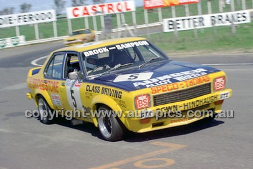  75797 - Peter Brock - Torana - Bathurst 1975