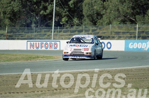 90057 - Peter Brock, Sierra RS500 - Wanneroo  24th June 1990 - Photographer Tony Burton