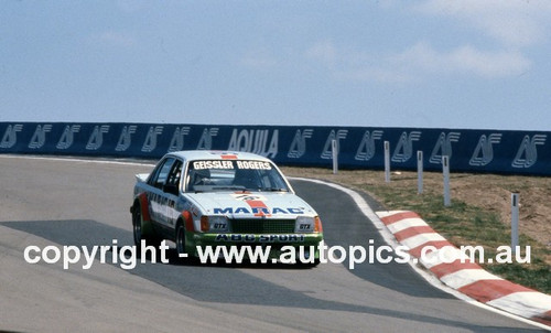 80891  - G. Rogers / F. Geissler  -  Holden Commodore VC  6th Outright Bathurst 1980 - Photographer Ian Reynolds