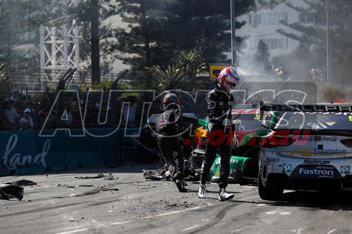 2022511 - Thomas Randle & Macauley Jones - Ford Mustang GT & Holden Commodore ZB - Gold Coast 500,  The Crash, 2022