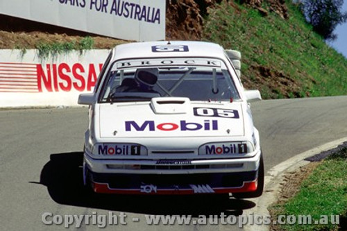 87733  -  Brock / Parsons / McLeod  -  Bathurst 1987 - 1st Outright -  Commodore VL