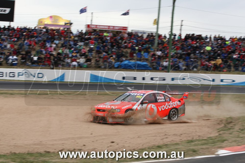 07BA10MC7003 - Craig Lowndes & Jamie Whincup - Supercheap Auto Bathurst 1000, 2007, Mount Panorama 2007, Ford Falcon BF - Photographer - Marshall Cass