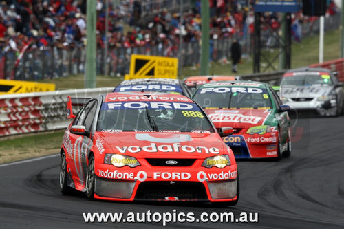 07BA10MC7012 - Craig Lowndes & Jamie Whincup - Supercheap Auto Bathurst 1000, 2007, Mount Panorama 2007, Ford Falcon BF - Photographer - Marshall Cass