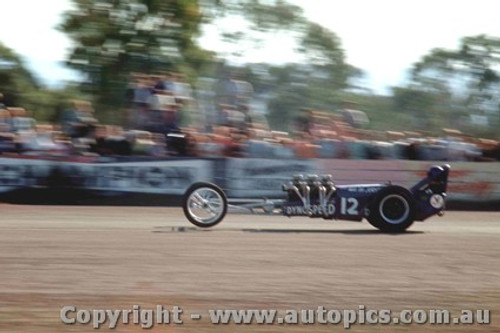 65905 - Max De Jersey Holden Dragster - NSW Drag Champoinships Castlereagh June 1965 - Photographer Richard Austin