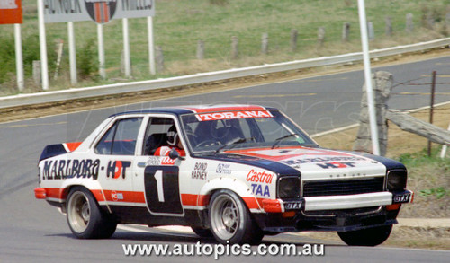 76BA10LR7018  -  Colin Bond & John Harvey  -  Hardie Ferodo 1000, Bathurst, 1976  - 2nd Outright -  Torana L34 SLR5000 - Photographer - Lance J Ruting