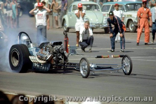 66912 -  Bob Mayer USA - Hemi Chrysler AA/Fuel Dragster  Nitemayer - Surfers Paradise 1966  - Photographer John Stanley