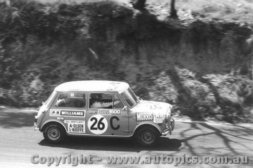 70739  -  A. Olsen / L. Keefe Morris Cooper S -   Bathurst  1970