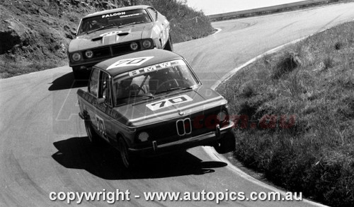 75BA10LR7018 - Peter Williamson & John Mcdonald, Hardie-Ferodo 1000, Bathurst 1975, BMW 2002 Tii - Photographer - Lance J Ruting