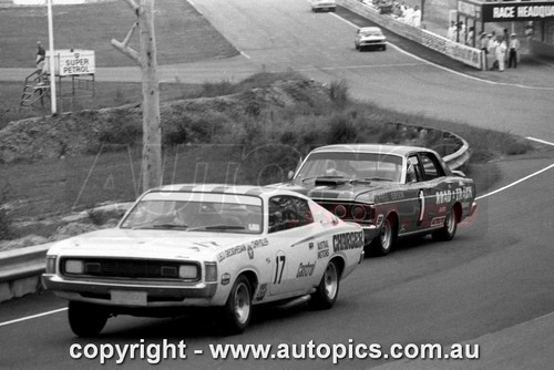 72AM003LR7002 - Leo Geoghegan, National Open Meeting, Amaroo Park Raceway,  5th March, 1972, Valliant Charger - Photographer - Lance J Ruting