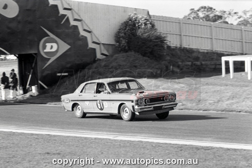69SA09PD7021 - Alan Moffat & John French, Sandown Three Hour Datsun Trophy Race, Sandown, 14th September, 1969, Ford XW Falcon GTHO - Photographer Peter D'Abbs