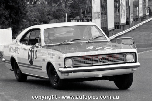 69SA09PD7006 - Spencer Martin & Kevin Bartlett, Sandown Three Hour Datsun Trophy Race, Sandown, 14th September, 1969, Holden HT Monaro GTS 350 - Photographer Peter D'Abbs