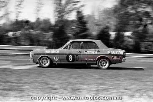 72SA09PD7024 - Fred Gibson, Sandown Three Hour 250, Sandown, 10th September, 1972, Ford XY Falcon GTHO Phase III - Photographer Peter D'Abbs