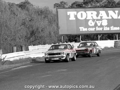 75SA09PD7015 - Bob Morris, Sandown 250, Sandown, 14th September, 1975, Holden Torana LH SL/R 5000 L34 - Photographer Peter D'Abbs