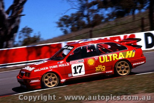 89779  -  D. Johnson / J. Bowe  -  Bathurst 1989 -1st Outright -  Ford Sierra RS500