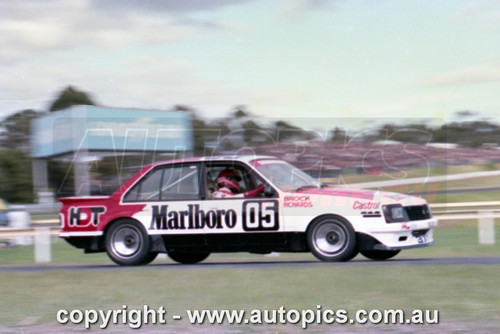 81SA09PD7002 - Peter Brock, Hang Ten 400, Sandown International Motor Raceway, 13th September, 1981, Holden Commodore VC - Photographer Peter D'Abbs