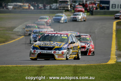 05SA09MC7005 - Craig Lowndes & Yvan Muller, Sandown Betta Electrical 500, Sandown International Motor Raceway, 11th of September, 2005, Ford BA Falcon - Photographer Marshall Cass