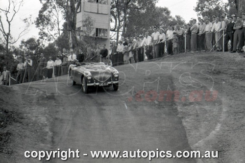 57TH11PD4504 - Templestowe Hill Climb, Templestowe, Victoria, November, 1957 - Photographer Peter D'Abbs 