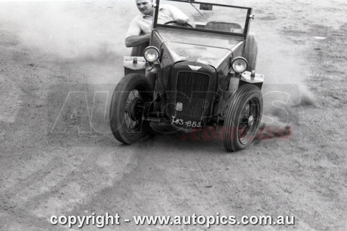 57TH11PD4523 - Templestowe Hill Climb, Templestowe, Victoria, November, 1957 - Photographer Peter D'Abbs 