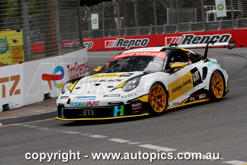25AD11JS2022 - Porsche Paynter Dixon Carrera Cup Australia, 2025 BP Adelaide 500,  Adelaide Parklands Circuit, 2025 - Porsche 911 GT3 - Photographer James Smith