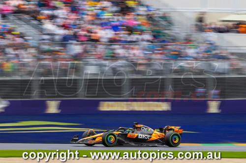 25AGP03RB3033 - Oscar Piastri, Formula 1 Louis Vuitton Australian Grand Prix, Melbourne Grand Prix Circuit, 14–16th of March, 2025, McLaren-Mercedes