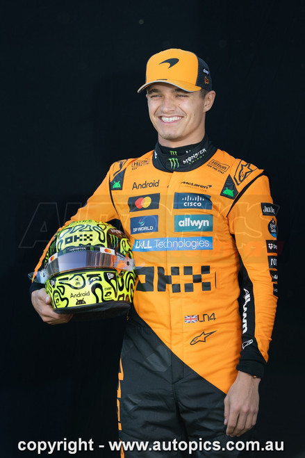 25AGP03PB3054 - Lando Norris, Formula 1 Louis Vuitton Australian Grand Prix, Melbourne Grand Prix Circuit, 14–16th of March, 2025, McLaren-Mercedes 