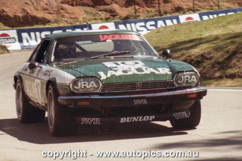 85BA10LR7006 - John Goss & Armin Hahne, James Hardie 1000, Bathurst, 1985, Jaguar XJ-S - Photographer Lance J Ruting