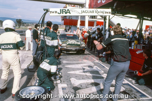 85BA10RS7012 - John Goss & Armin Hahne, James Hardie 1000, Bathurst, 1985, Jaguar XJ-S - Photographer Ray Simpson