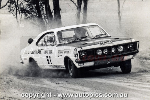 70RA06LR2502 - Barry Ferguson & David Johnson, Holden Monaro GTS 350 - Ampol Trial Rally, Around Australia, 1970 - Photographer Lance J Ruting