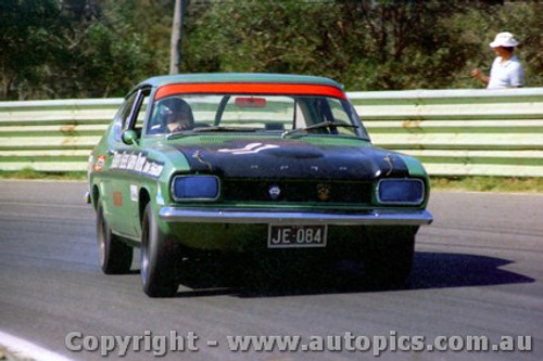 71142 - John English - Ford Capri V6  - Warwick Farm 21st October 1971 - Photographer Jeff Nield