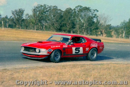 70182 - A. Moffat Ford Mustang 302 V8 -  Oran Park 9th August  1970 - Photographer Jeff Nield