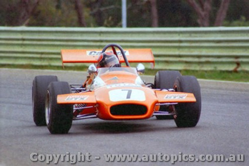 71536 - John Harvey Brabham BT36 Waggott T/C 4V  - Warwick Farm 21st November 1971 - Photographer Jeff Nield