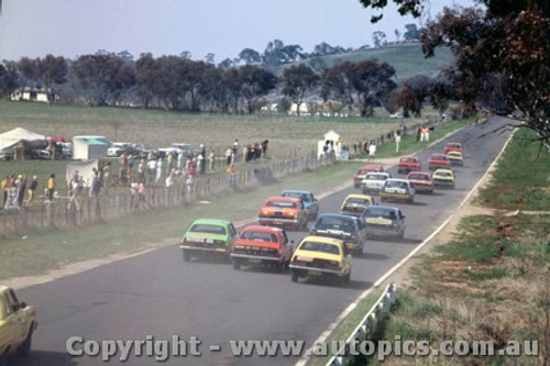 70768 - Up Mountain Straight on the first lap  -   Bathurst  1970 - Photographer Jeff Nield