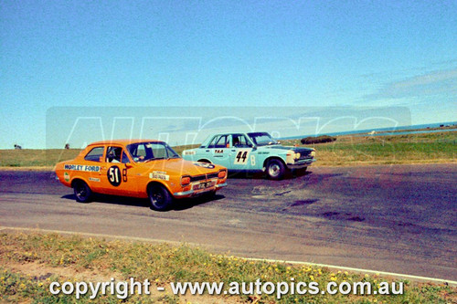 72175 - Bill Gates, Ford Escort T/C also Gary Parnaby, Datsun 1600 - Phillip Island, 22nd October,  1972 - Photographer Jeff Nield